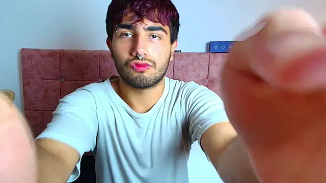 Ares Alpha online show from December 4, 2025, 7:00 pm