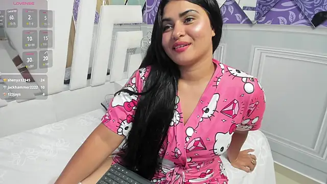 Snapshot of Scarleth_horny chatting on September 20, 2025, 7:31 am Scarleth horny online show from September 20, 2025, 7:31 am