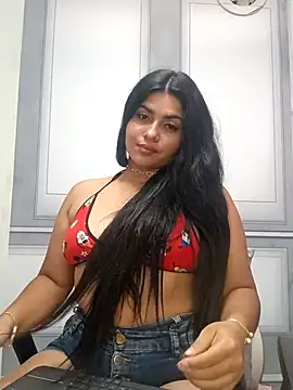 Snapshot of Scarleth_horny chatting on October 5, 2025, 10:13 am Scarleth horny online show from October 5, 2025, 10:13 am