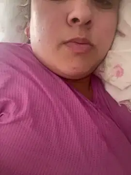 Snapshot of bruna438 chatting on October 13, 2025, 1:22 pm bruna438 online show from October 13, 2025, 1:22 pm