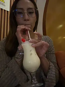 AnnaKimm online show from January 14, 2026, 10:25 pm