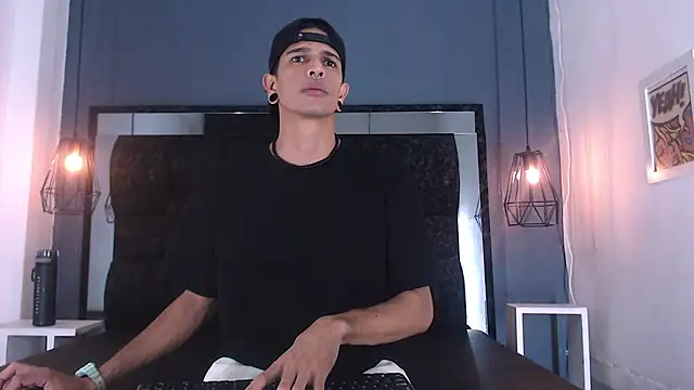 Franvill Trato online show from October 8, 2025, 7:11 pm