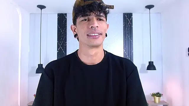 Franvill Trato online show from October 27, 2025, 7:40 pm