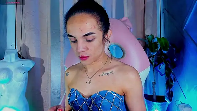 Snapshot of Cristal_Gem1 chatting on July 28, 2026, 11:17 am Cristal Gem1 online show from July 28, 2026, 11:17 am