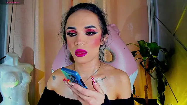 Snapshot of Cristal_Gem1 chatting on July 28, 2026, 8:34 pm Cristal Gem1 online show from July 28, 2026, 8:34 pm