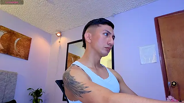 Snapshot of oliver_mr_ chatting on September 19, 2025, 3:24 pm oliver mr online show from September 19, 2025, 3:24 pm