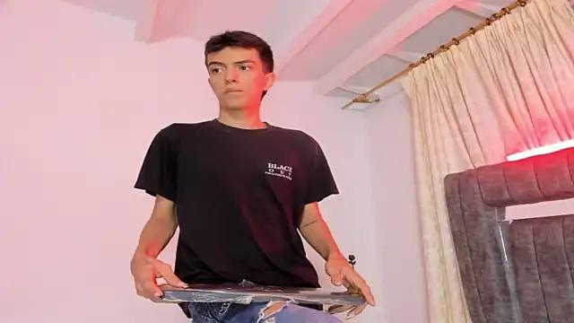 dylan 202520  online show from October 7, 2025, 11:40 am