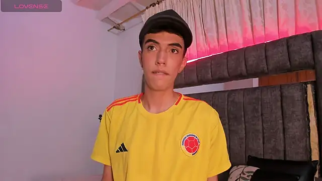 dylan 202520  online show from October 11, 2025, 11:47 pm