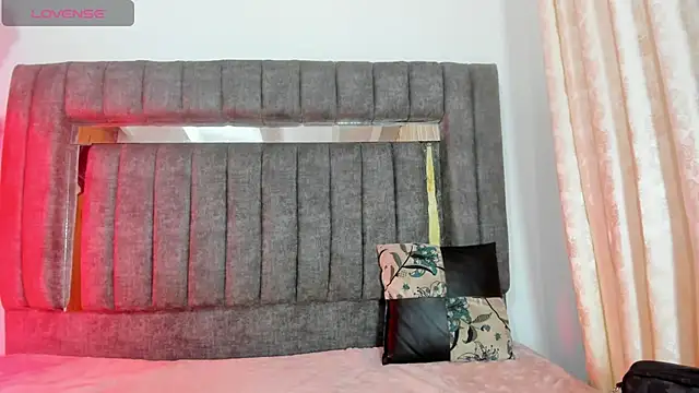 dylan 202520  online show from November 18, 2025, 11:36 am