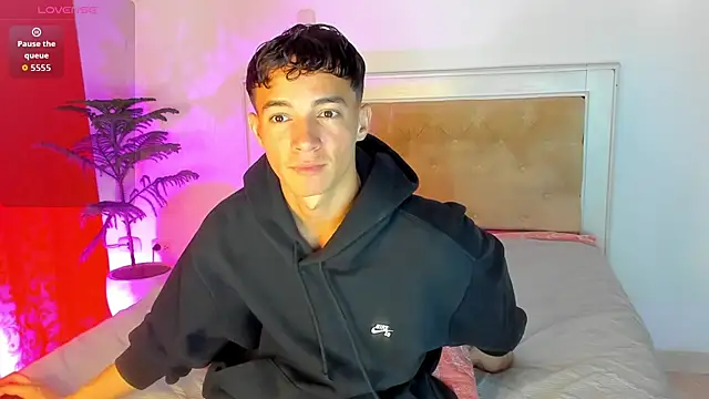 eroseliam online show from March 1, 2026, 2:57 am