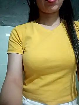 Vyvyy06 online show from October 26, 2025, 12:38 am