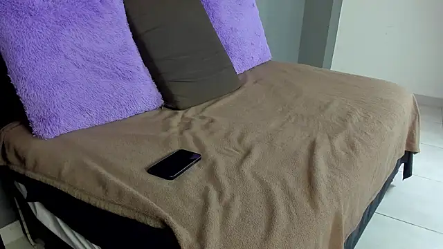  online show from April 19, 2026, 3:11 pm