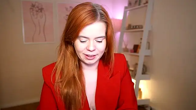 Snapshot of Red_Hotline chatting on October 21, 2025, 12:39 pm Red Hotline online show from October 21, 2025, 12:39 pm