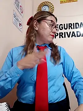 Hannah-colx online show from April 10, 2026, 1:55 am