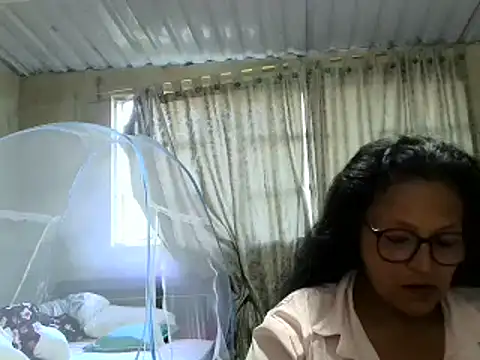  Cristal online show from October 7, 2025, 12:57 pm