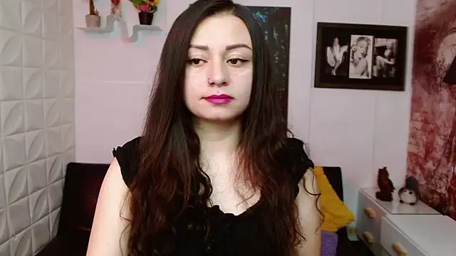 Eva Roussell online show from April 16, 2026, 2:07 pm