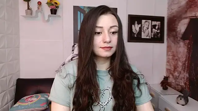 Eva Roussell online show from April 22, 2026, 2:29 pm