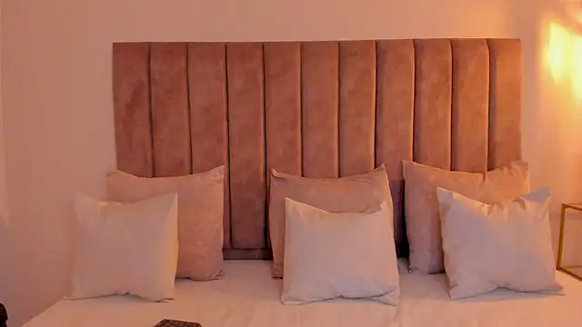 Snapshot of amber_colliiins chatting on March 4, 2026, 5:08 pm amber colliiins online show from March 4, 2026, 5:08 pm