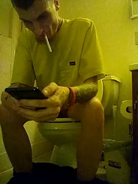 Snapshot of jizzyglizzy92 chatting on April 7, 2026, 4:57 am jizzyglizzy92 online show from April 7, 2026, 4:57 am