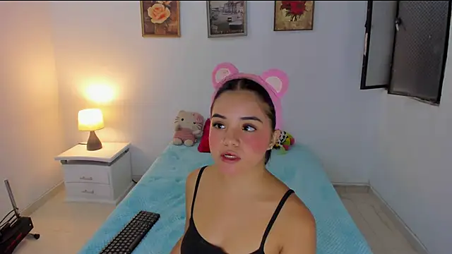 Valeri 13 online show from October 26, 2025, 3:34 am