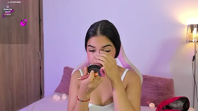 Valeri 13 online show from February 1, 2026, 8:24 am