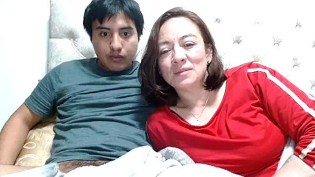 Snapshot of the_magnificent8 chatting on November 30, 2025, 2:04 am the magnificent8 online show from November 30, 2025, 2:04 am