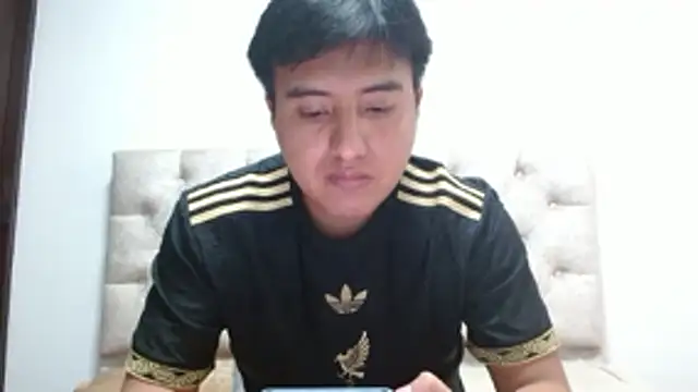 Snapshot of the_magnificent8 chatting on February 21, 2026, 10:22 pm the magnificent8 online show from February 21, 2026, 10:22 pm