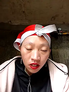 tcm-cute online show from November 11, 2025, 4:56 am