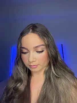 AnnyLopezzz  online show from November 6, 2025, 6:36 am