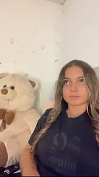 AnnyLopezzz  online show from December 20, 2025, 11:45 pm