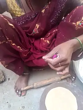 Snapshot of parmila203 chatting on March 14, 2026, 2:17 am parmila203 online show from March 14, 2026, 2:17 am