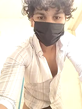 Snapshot of Goodmens5 chatting on September 11, 2025, 2:06 pm Goodmens5 online show from September 11, 2025, 2:06 pm