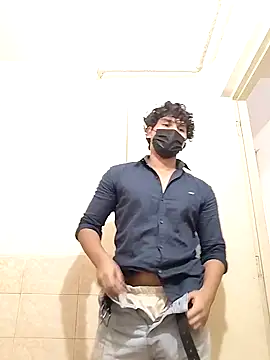 Snapshot of Goodmens5 chatting on September 23, 2025, 9:56 am Goodmens5 online show from September 23, 2025, 9:56 am