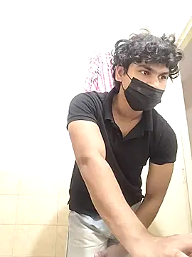 Snapshot of Goodmens5 chatting on October 28, 2025, 9:46 am Goodmens5 online show from October 28, 2025, 9:46 am