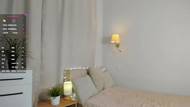 Snapshot of LakeshiaVodopich chatting on September 18, 2025, 9:22 am LakeshiaVodopich online show from September 18, 2025, 9:22 am