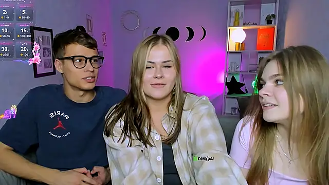 veronica bubble online show from September 19, 2025, 8:09 pm