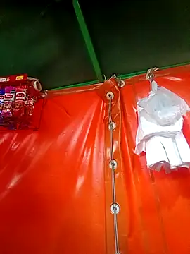 Sol Sunny online show from March 7, 2026, 9:12 pm