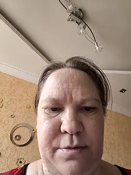 Daysie Fanny online show from January 17, 2026, 10:42 am