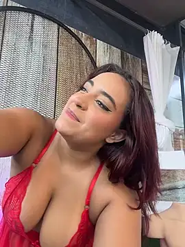 NaughtyNinnaXXX online show from April 18, 2026, 9:37 pm