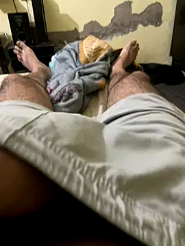 Snapshot of LOVE4GIRL chatting on September 18, 2025, 7:05 pm LOVE4GIRL online show from September 18, 2025, 7:05 pm