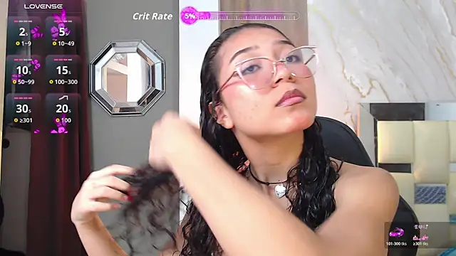 Snapshot of honeymoon_12 chatting on May 22, 2026, 6:42 am honeymoon 12 online show from May 22, 2026, 6:42 am