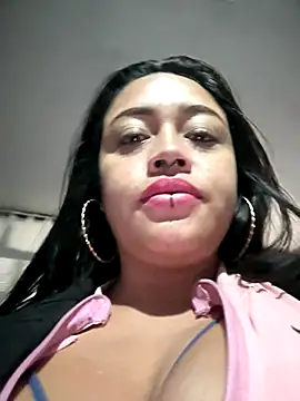 Snapshot of -Mia1 chatting on December 19, 2025, 12:45 pm -Mia1 online show from December 19, 2025, 12:45 pm