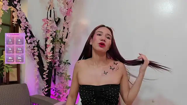 Snapshot of emma_ayala chatting on May 6, 2026, 7:19 pm emma ayala online show from May 6, 2026, 7:19 pm