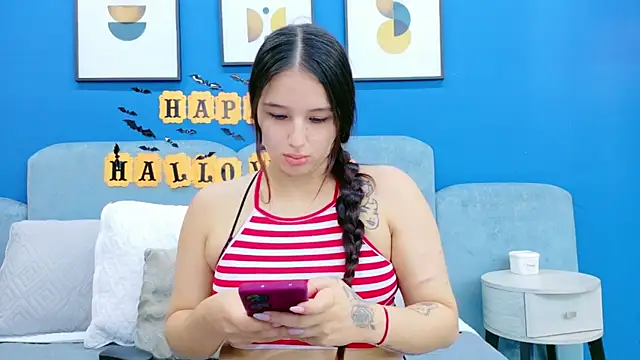 Ashley Evans22 online show from October 25, 2025, 7:52 pm