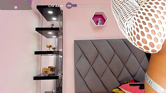 Amira Ember online show from November 9, 2025, 9:46 pm