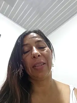 maleja23 online show from October 4, 2025, 3:15 am