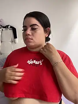 Kuromy x online show from November 25, 2025, 6:30 pm