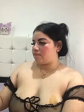 Kuromy x online show from March 12, 2026, 4:24 pm