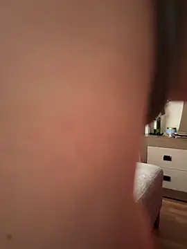 LaGueraDelMar online show from September 14, 2025, 8:19 pm