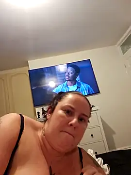Snapshot of Biggtitz121 chatting on September 22, 2025, 7:38 pm Biggtitz121 online show from September 22, 2025, 7:38 pm